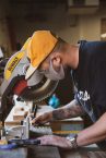 Comment couper des planches de grandes tailles avec votre scie circulaire ?
